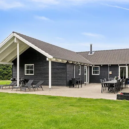 Luxury Retreat With Pool - By Traum