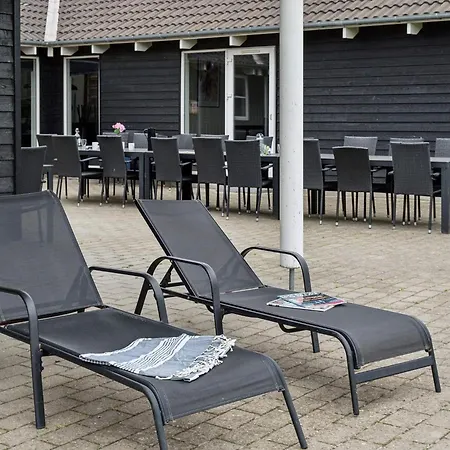 Luxury Retreat With Pool Bøtø By