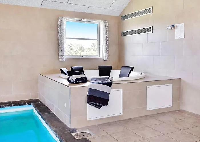 Luxury Retreat With Pool - By Traum * Bøtø By